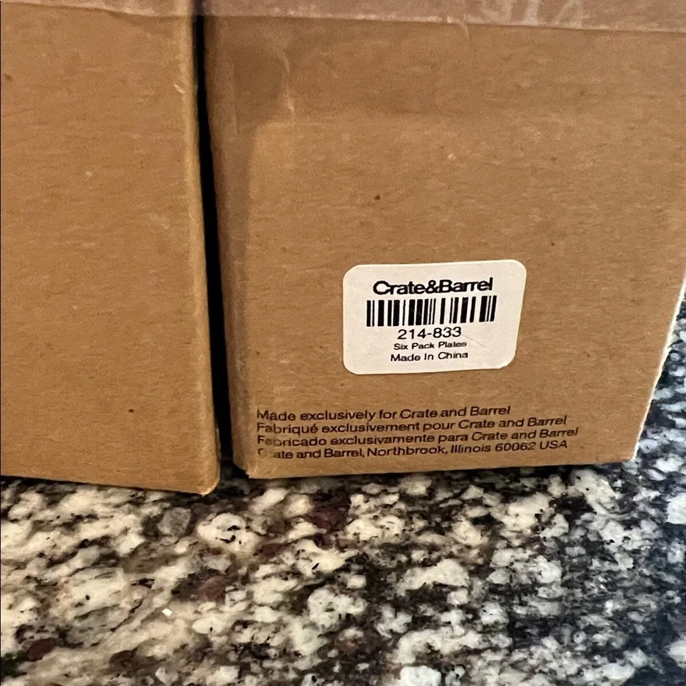 Crate & Barrel 6 Pack Plates